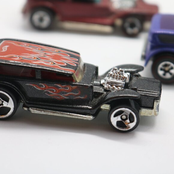 Hot Wheels Vintage series The Demon lot of 3 diecast cars 1:64 scale - Picture 5 of 7